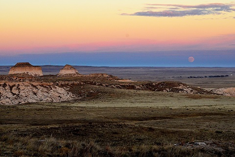 Supermoon rising over the Pawnee National Grasslands